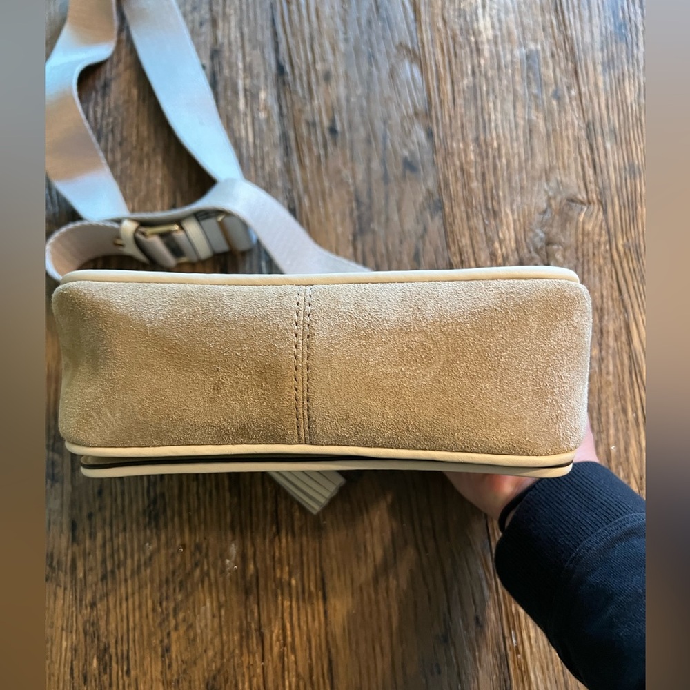 Tory Burch Beige Woven Crossbody Bag - Picture 2 of 7